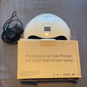 White Professional Nail Salon Equipment